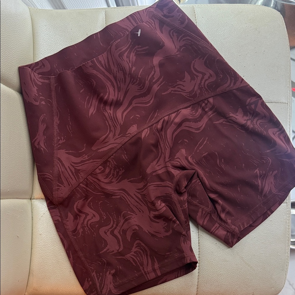 Gymshark women’s Maroon Patterned Shorts